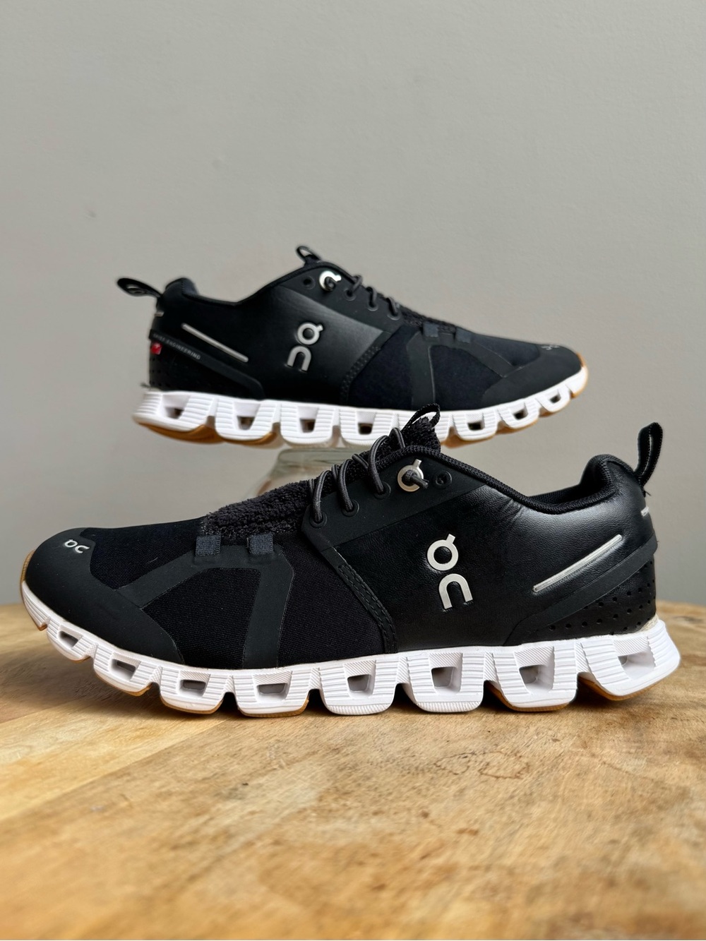On Running Cloud Terry Sneakers Black Vegan Leather Women 6.5